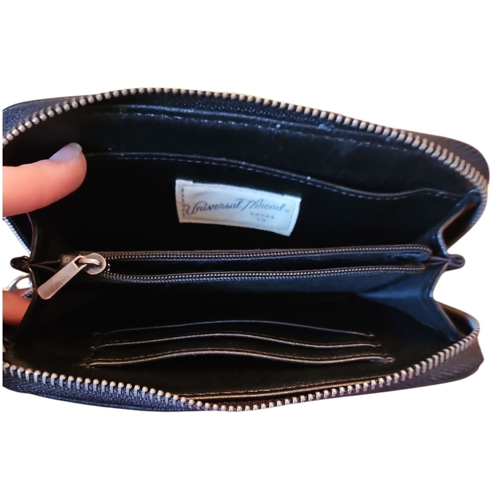 Universal Thread Black Zip-Around Wallet - Picture 3 of 6